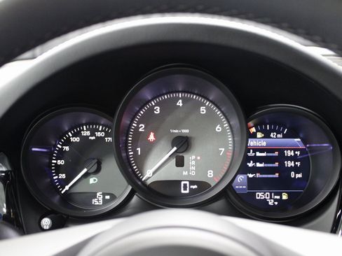 New 2026 Porsche Macan S image 32