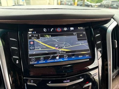 Used 2019 Cadillac Escalade ESV Premium Luxury AWD/4WD image 5