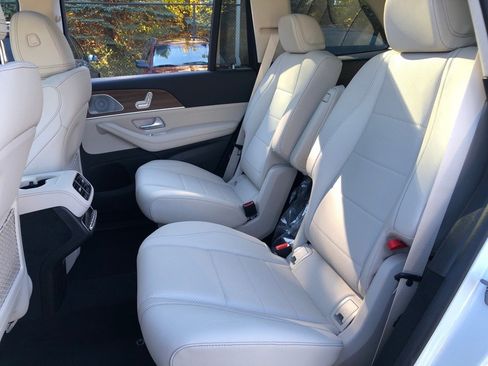 New 2026 Mercedes-Benz GLS 450 GLS 450 image 37
