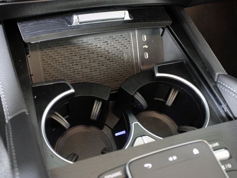 Used 2025 Mercedes-Benz GLS 450 4MATIC image 26