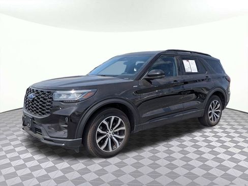 Used 2025 Ford Explorer ST-Line AWD/4WD image 7