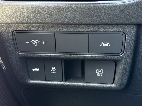 Used 2023 Hyundai Sonata Limited image 20