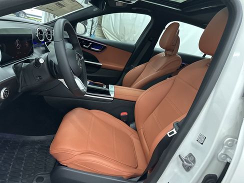 Used 2025 Mercedes-Benz C 300 Sedan image 18