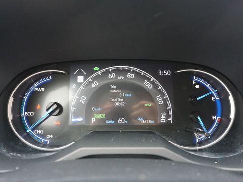 Certified 2023 Toyota RAV4 XLE AWD/4WD image 5