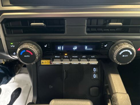 Used 2025 Toyota 4Runner TRD Sport image 30