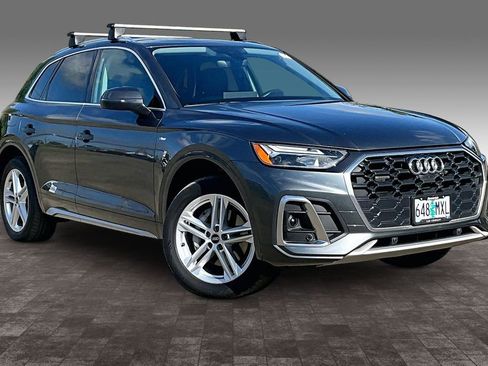 Used 2021 Audi Q5 e Premium Plus w/ Premium Plus Package AWD/4WD image 1