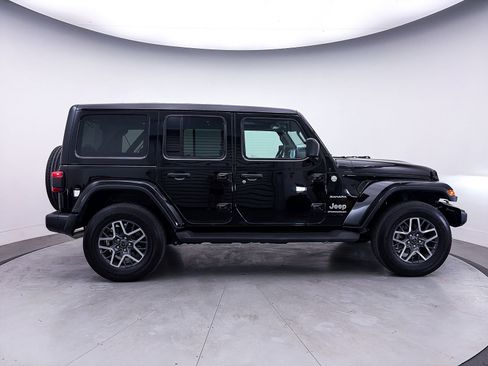 Used 2024 Jeep Wrangler Sahara w/ Technology Group image 43