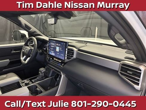 Used 2025 Toyota Tundra Limited AWD/4WD image 17