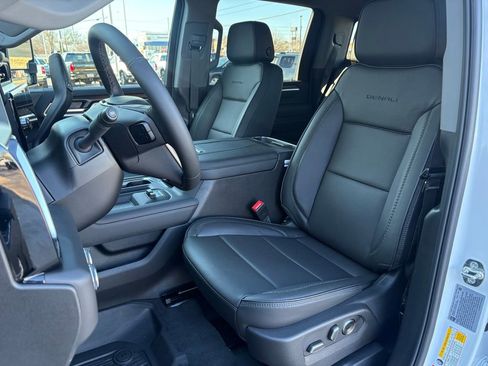 New 2026 GMC Sierra 2500 Denali w/ Denali Reserve Package image 17