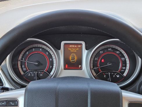 Used 2020 Dodge Journey SE w/ SE Popular Equipment Group FWD image 22