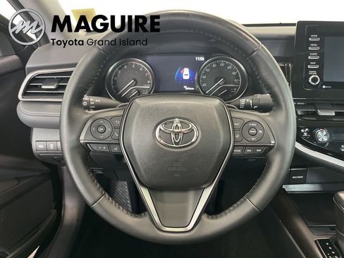 Used 2023 Toyota Camry SE w/ Cold Weather Package image 6