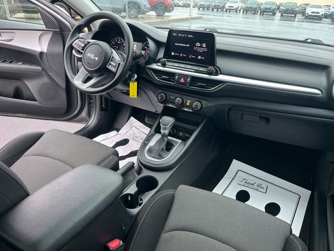 Used 2023 Kia Forte LXS image 27