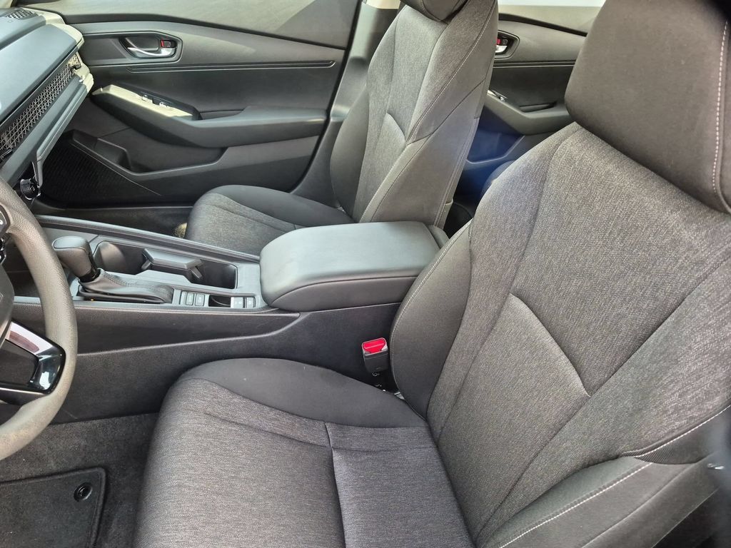 Used 2025 Honda Accord LX image 24