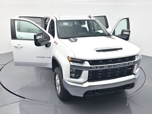 Used 2023 Chevrolet Silverado 2500 LT AWD/4WD image 51