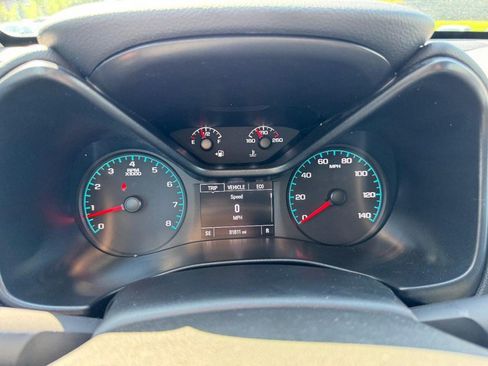 Used 2022 Chevrolet Colorado LT w/ Safety Package AWD/4WD image 19