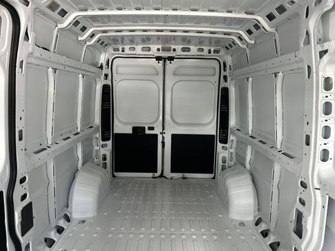New 2026 RAM ProMaster 3500 FWD image 37