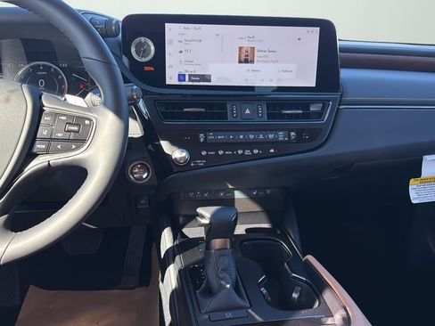 New 2025 Lexus ES 350 350 image 13