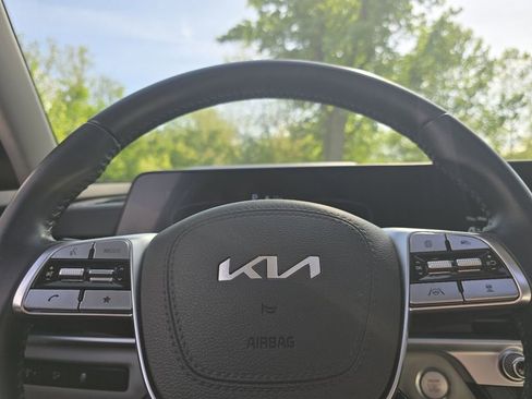 Used 2024 Kia Telluride S w/ S Sunroof Package AWD/4WD image 28