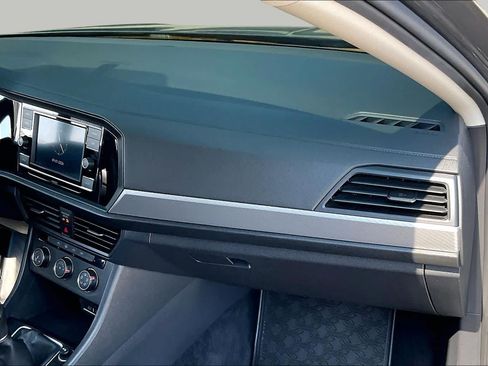 Used 2021 Volkswagen Jetta S FWD image 18