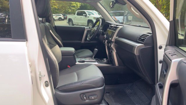 Used 2023 Toyota 4Runner SR5 Premium w/ Moonroof Package AWD/4WD image 11