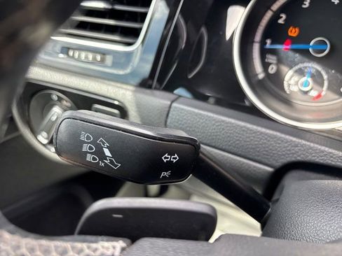 Used 2016 Volkswagen Golf R 4-Door AWD/4WD image 46