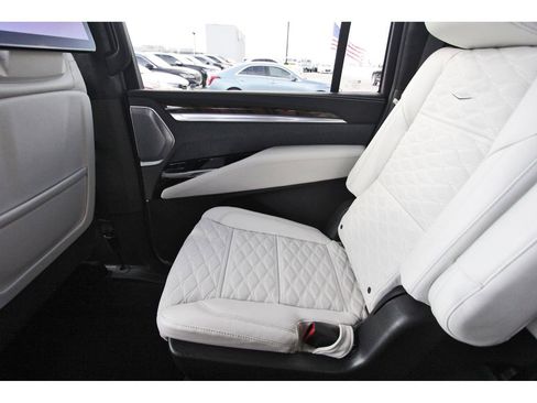 New 2026 Cadillac Escalade ESV Platinum Sport w/ LPO, ONYX Package image 12