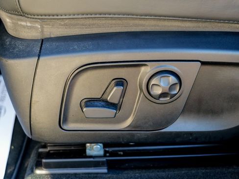 Used 2020 Maserati Levante GranSport image 24