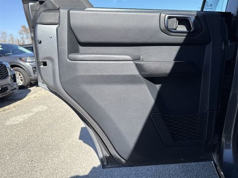 New 2025 Ford Bronco 4-Door image 30
