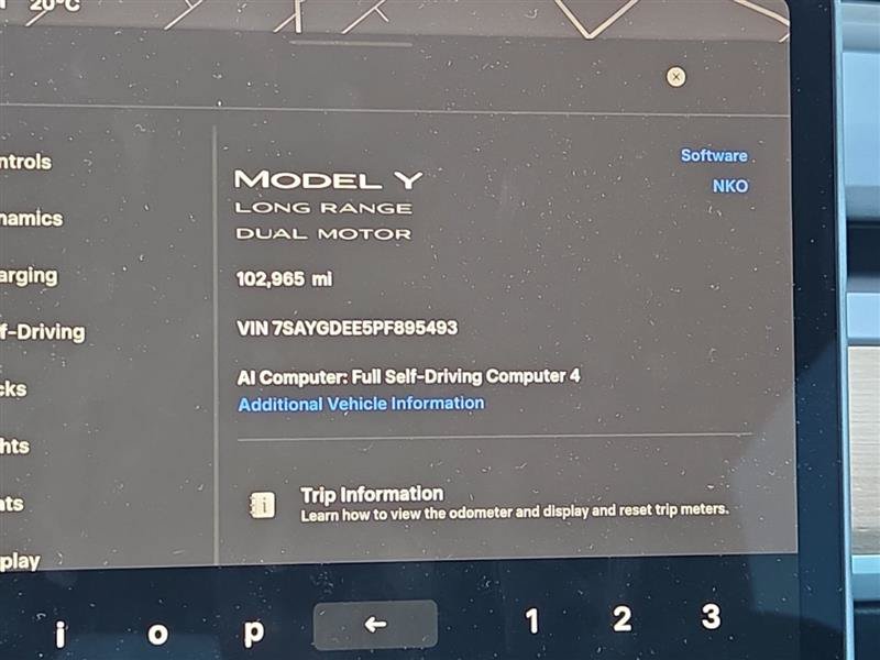 Used 2023 Tesla Model Y Long Range AWD/4WD image 3