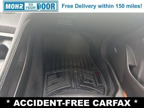 Used 2017 Buick LaCrosse Premium w/ Sights and Sounds Package FWD image 27