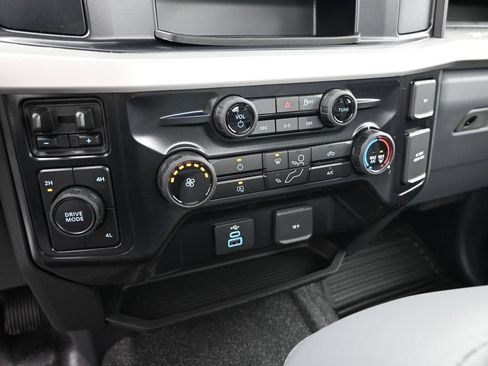 New 2026 Ford F250 XL w/ F-250 >10K GVWR Package AWD/4WD image 9