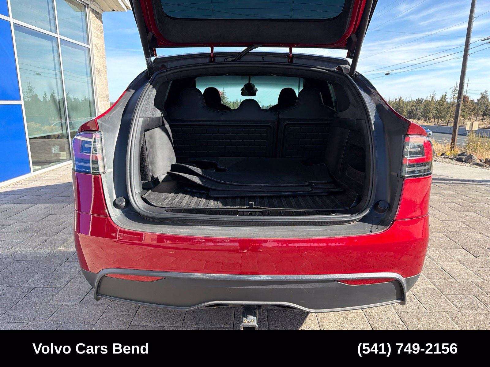 Used 2025 Tesla Model X AWD/4WD image 9