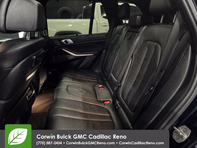 Used 2019 BMW X5 xDrive50i w/ M Sport Package AWD/4WD image 16