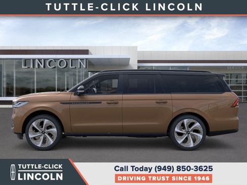 New 2025 Lincoln Navigator L Black Label w/ Black Label Special Edition image 3