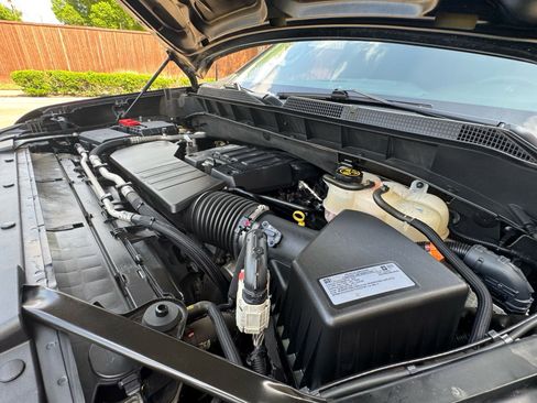 Used 2021 Chevrolet Silverado 1500 Custom image 32