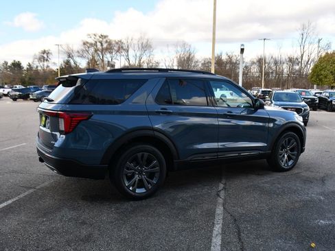 Used 2026 Ford Explorer Active w/ Active Comfort Package AWD/4WD image 7