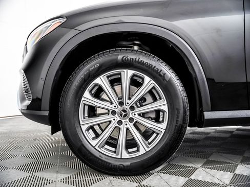 Certified 2026 Mercedes-Benz GLC 300 image 8