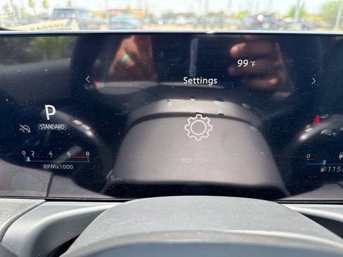 New 2026 Nissan Sentra SR w/ SR Premium Package FWD image 15