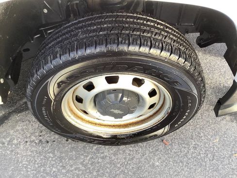 Used 2012 Chevrolet Colorado W/T image 26