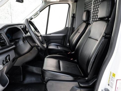 Used 2020 Ford Transit 250 Medium Roof RWD image 3