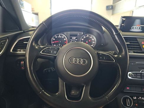 Used 2018 Audi Q3 2.0T Premium w/ Convenience Package AWD/4WD image 12