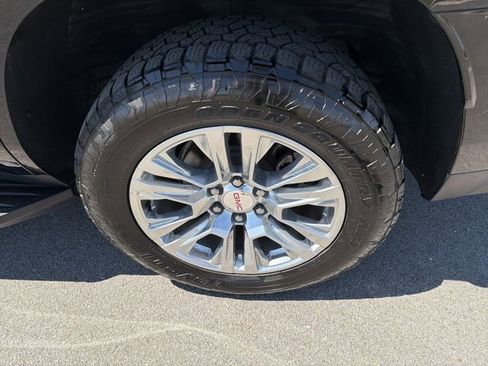 Used 2024 GMC Yukon Denali w/ Max Trailering Package AWD/4WD image 23