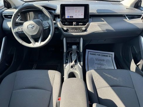 Used 2024 Toyota Corolla Cross LE w/ Moonroof Package AWD/4WD image 15