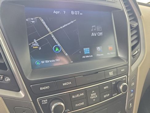 Used 2017 Hyundai Santa Fe Limited AWD/4WD image 18