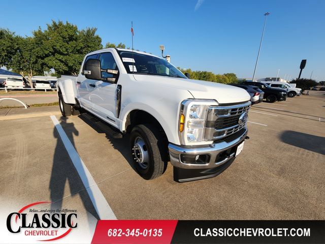 Used 2025 Ford F350 XLT w/ FX4 Off-Road Package AWD/4WD image 1