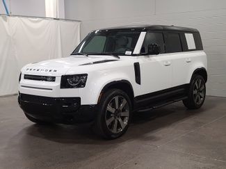 New 2026 Land Rover Defender 110 V8 video 1