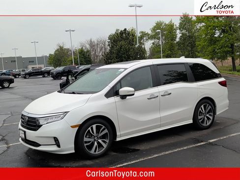 Used 2023 Honda Odyssey Touring image 1