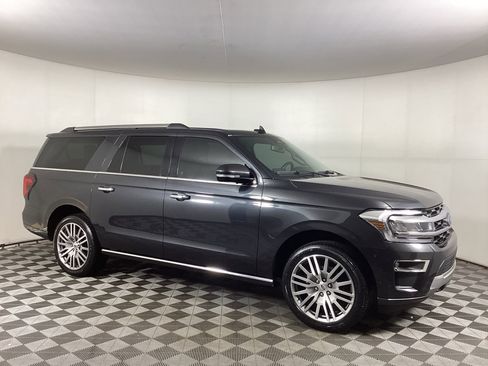Used 2022 Ford Expedition Max Limited image 1