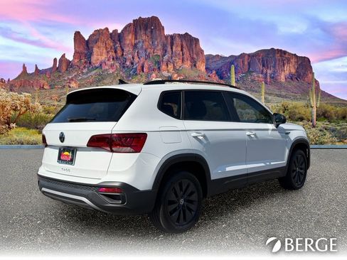Used 2024 Volkswagen Taos S FWD image 7