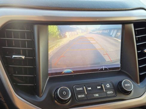 Used 2017 GMC Acadia SLT AWD/4WD image 19